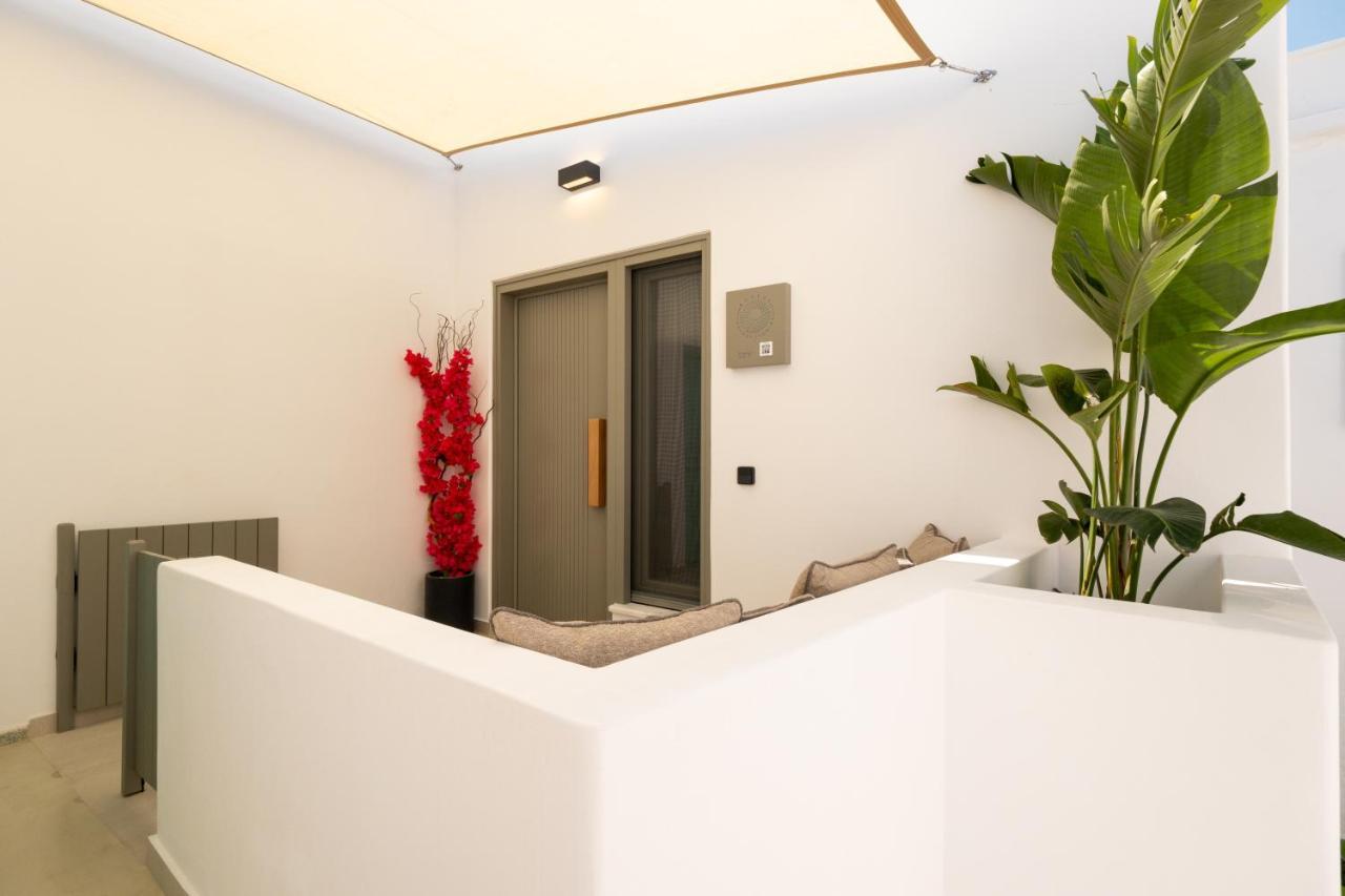 Sunsal Luxury Studios - Sky ナウサ エクステリア 写真